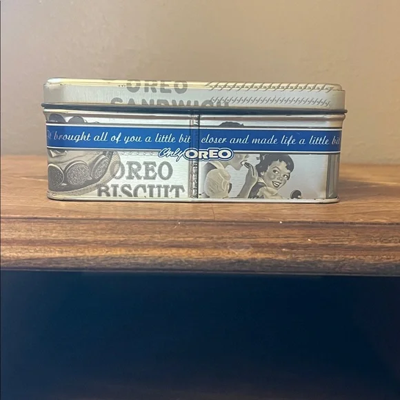Vintage 1999 Oreo Tin - Picture 6 of 11